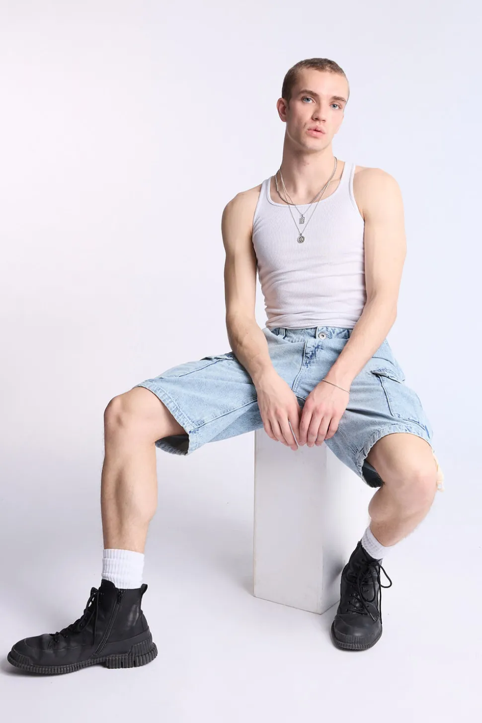 Arsenic Mens Loose Denim Cargo Shorts