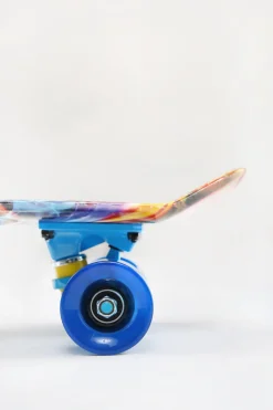 Blue Swirl Cruiser 22