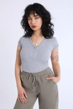 Curved Hem Cropped Henley Tee