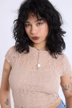 Lace Cap Sleeve Cropped Top
