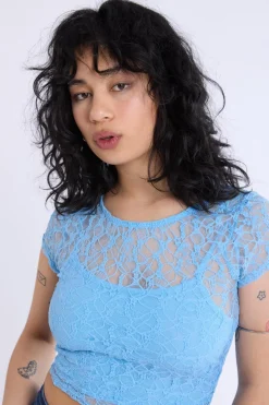 Lace Cap Sleeve Cropped Top