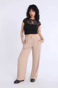 Lace Cap Sleeve Cropped Top