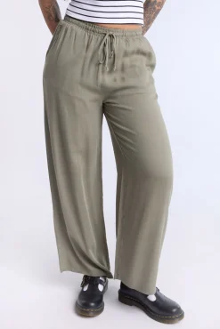 Lined Wide Leg Pant