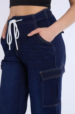 Loose Fit Cargo Jeans