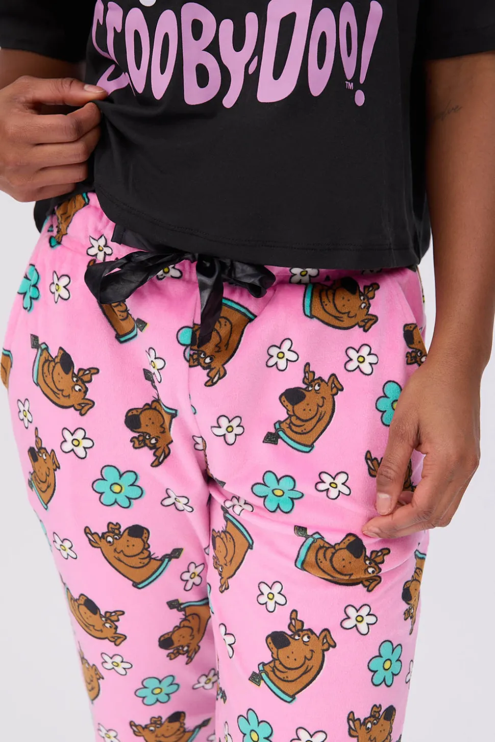 Scooby-Doo 2-Piece Pajama Tee & Velour Jogger Set