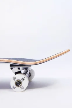 Zoo York Long Logo Skateboard 8