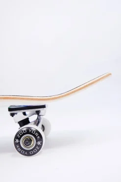 Zoo York Smoke Logo Skateboard 8.25